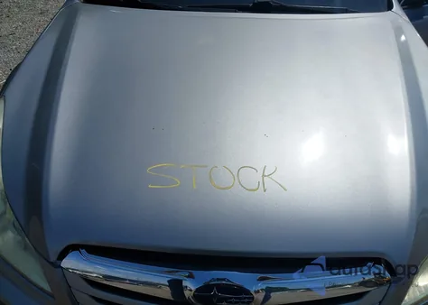 2011 Subaru Outback 2.5I Limited z USA, uszkodzony, nr VIN 4S4BRBKCXB3362111